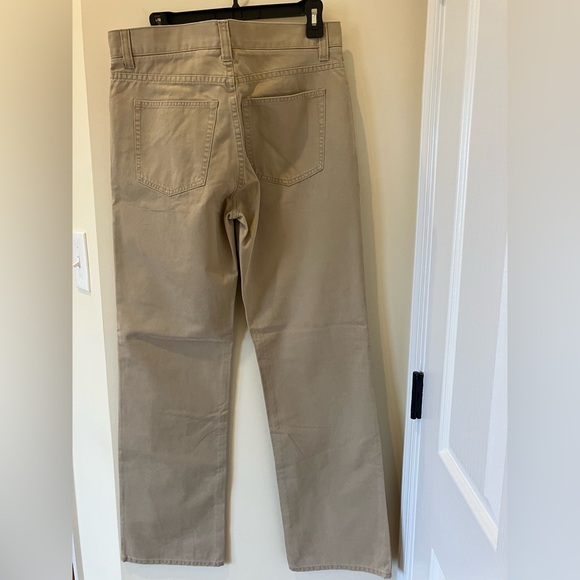 NWT- J.Crew Khaki Five-Pocket Pants. Size 31/32 - Picture 3 of 5